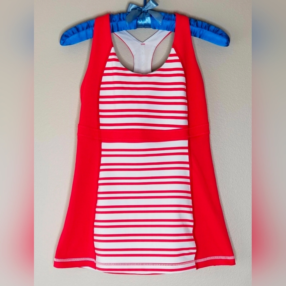 Lululemon Womens Tank Top Racerback Built In Bra Key Pocket Red White Striped 4?